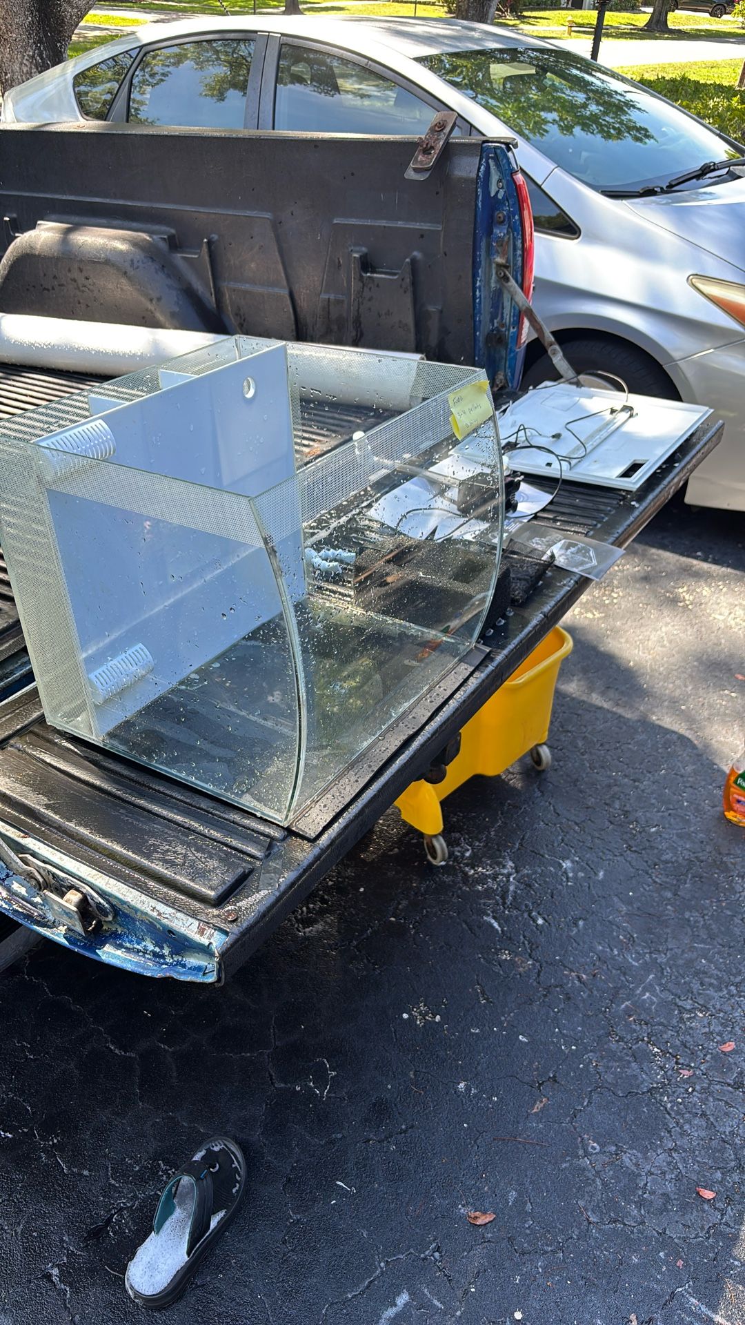 NOT FREE! USED FLUVAL 15 Gallon Fish Tank With All The Parts