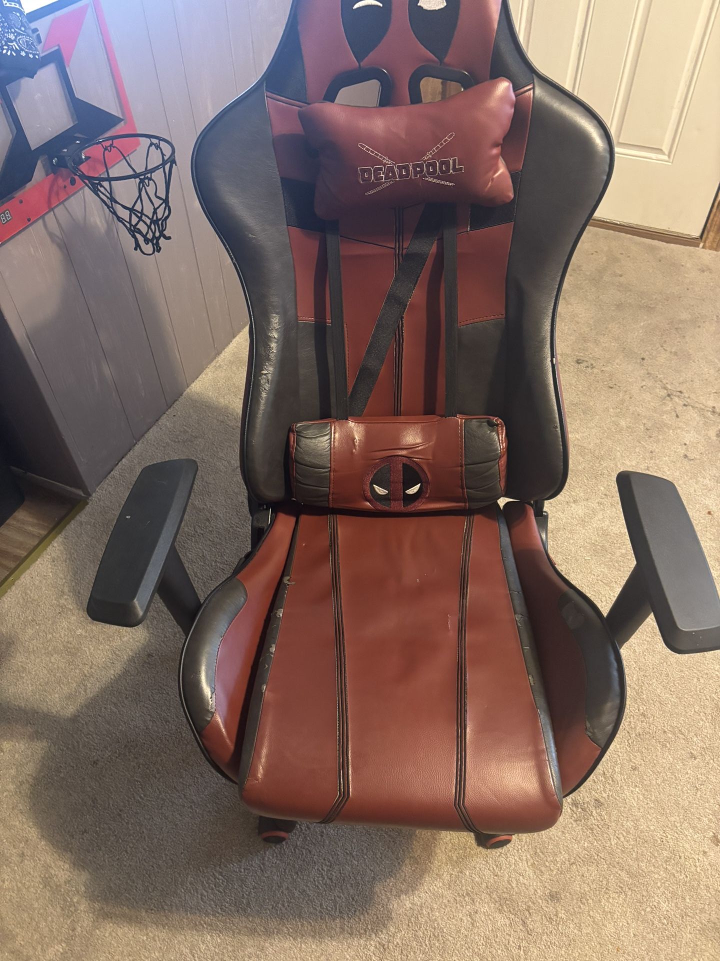Dead Pool Game Chair