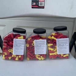 IDEAL 150-Pack Plastic Yellow & Red Wing Wire Protect Connectors 30-5152JR Lot 3