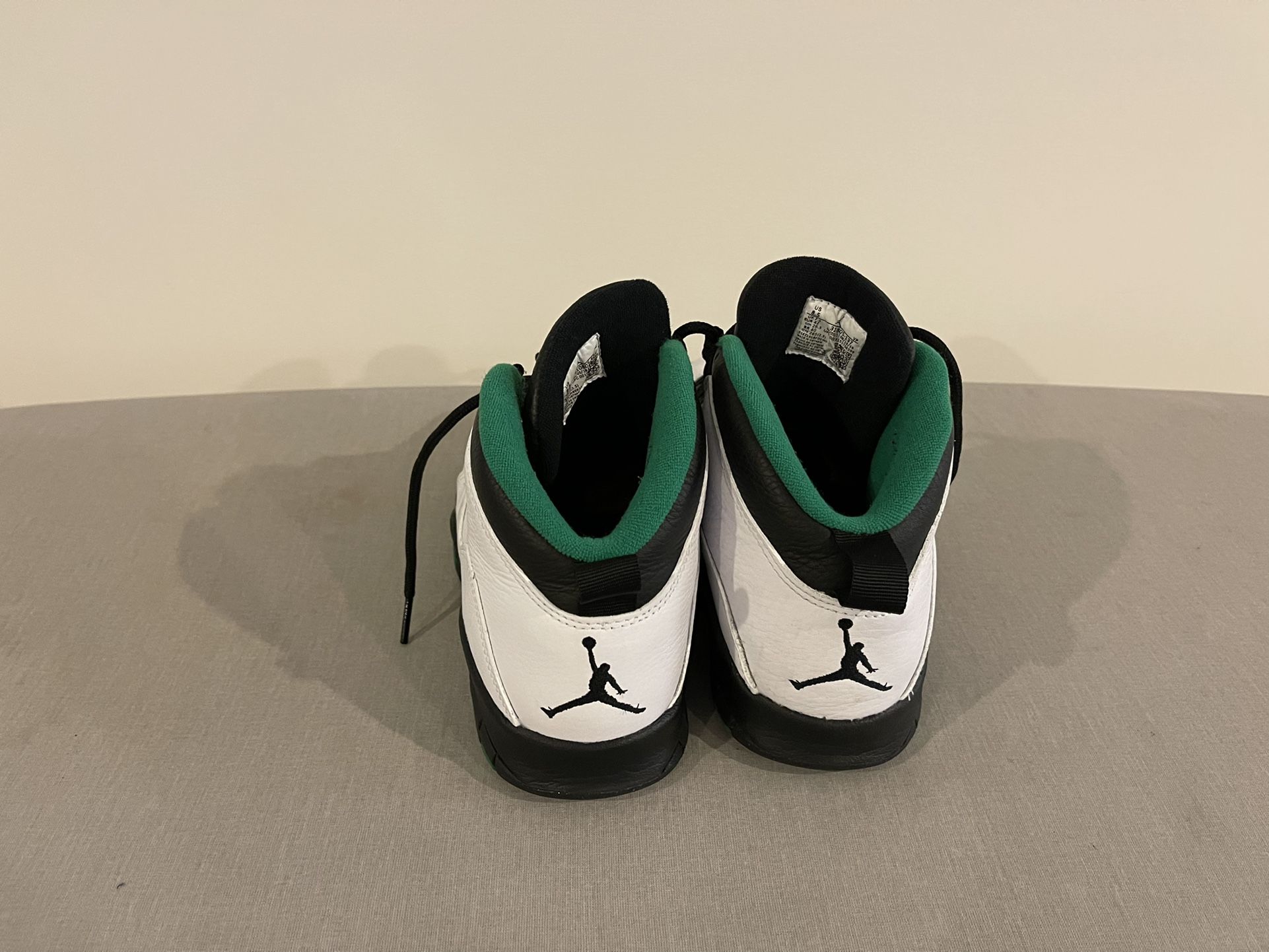 Jordan 10 Retro “Seattle” Sz 8.5 (No Box)