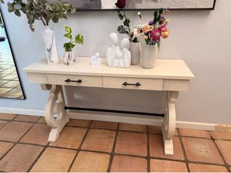 Hall table