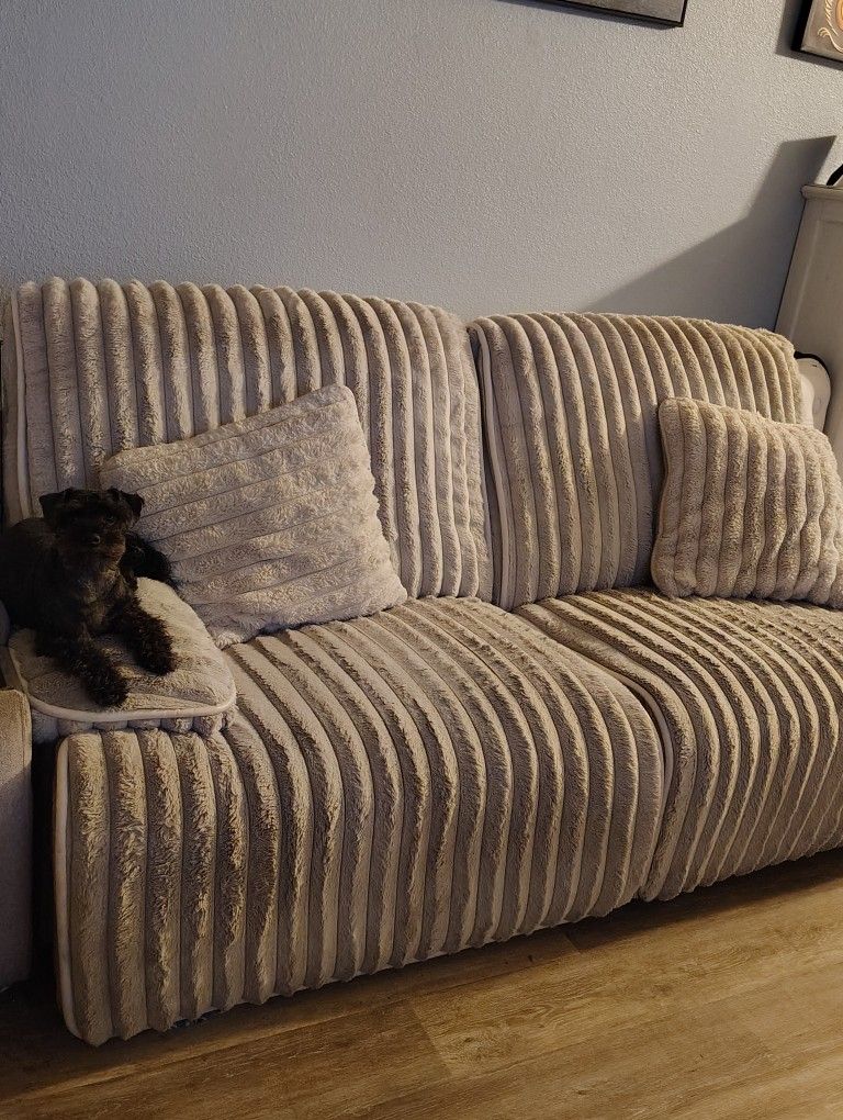 Set Of Recliner Couch