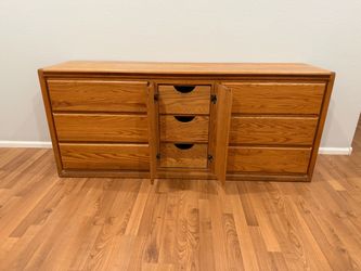 Multiple pieces of oak furniture for sale - in Peoria In Westbrook Village