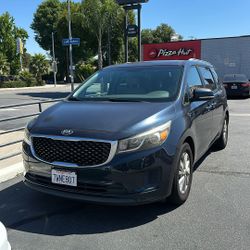 2016 KIA Sedona