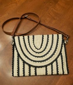 Crossbody Clutch Woven Cream & Black With Tan Detachable Adj Strap