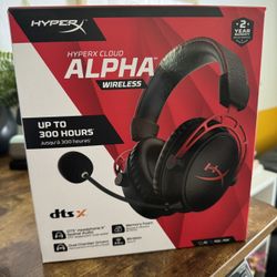 HYPERX CLOUD ALPHA WIRELESS GAMING HEADSET | BRAND NEW | FOR PS5/PS4 & PC