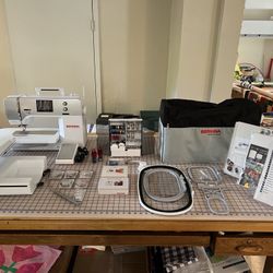 Bernina 770QE Sewing & Embroidery Machine 