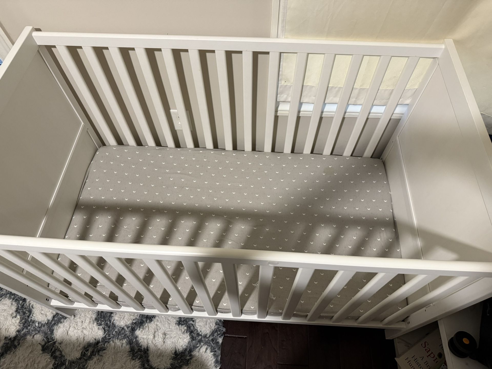 IKEA SUNDVIK CRIB WITH MATTRESS