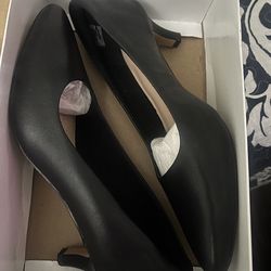 Used good condition Clark’s collection size 9.5