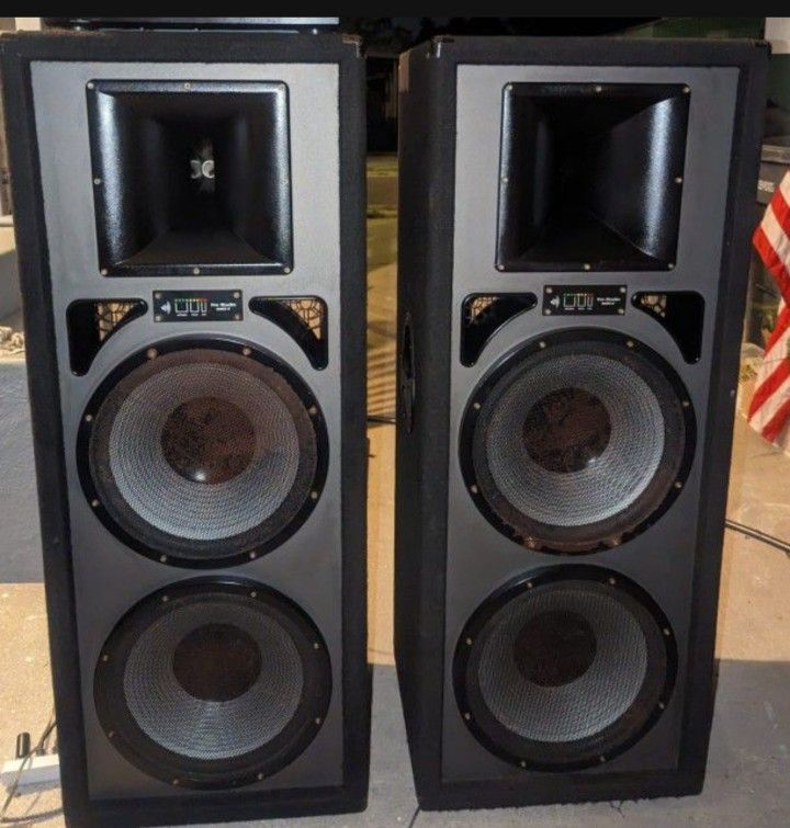 " TOWER SPEAKERS". WELTON PRO STUDIO MACH II SPEAKER SET".