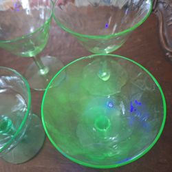 Misc Patterns Uranium Glass Stemware (4)