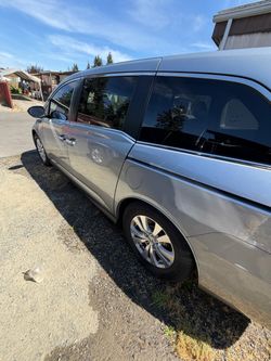 Honda Odyssey Minivan Silver, 2016 Editions limited