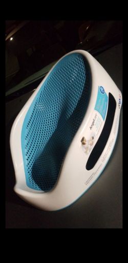 Baby bath support
