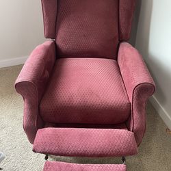 2 Recliner Sofa Chair From Pet Free House $50 Total