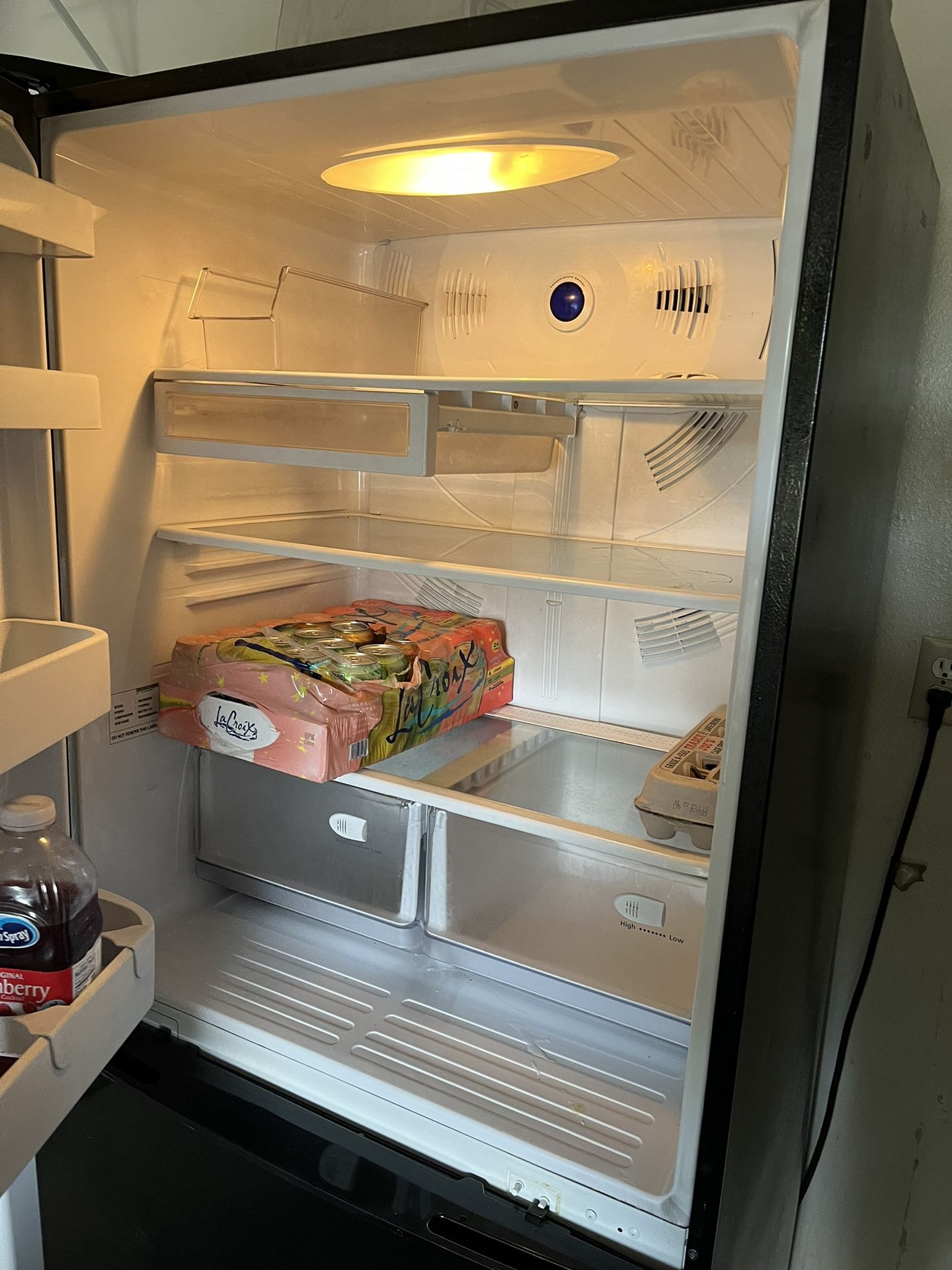 Refrigerator