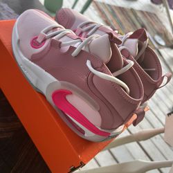 Pink/mauve Nike Air Zoom Crossover 2