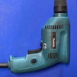 Makita 3/8" Reversible Electric Drill Corded 6410 Keyless Chuck