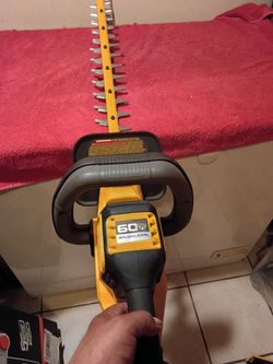 60 volt DeWalt brushless 26" hedge trimmer tool only $175