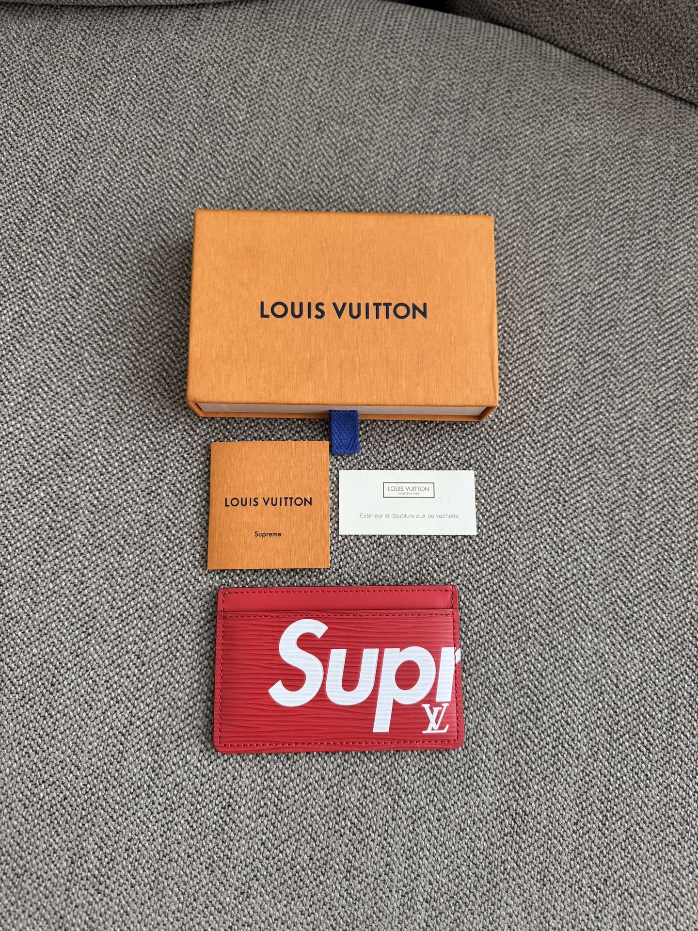 Louis Vuitton x Supreme Porte Carte Epi Red Cardholder (BRAND NEW)
