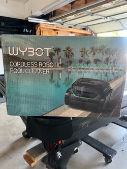 Wybot c2 pool cleaner