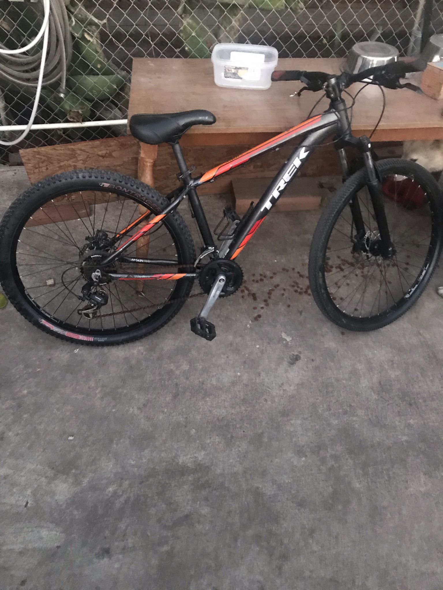 trek mountain bike with disc brakes