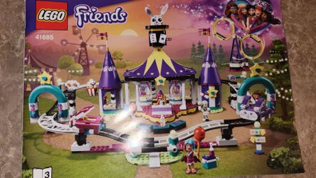 2 Lego Friends 41685 and 41687