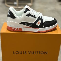 LOUIS VUITTON TRAINER 