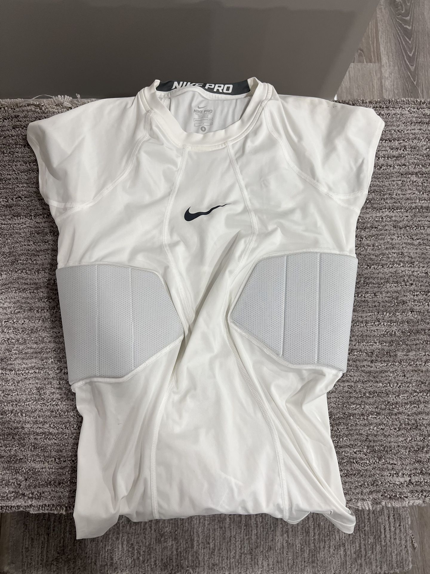 Nike Pro Hyperstrong Padded Football Sports Shirt Size Small for Sale in  Palos Heights, IL - OfferUp