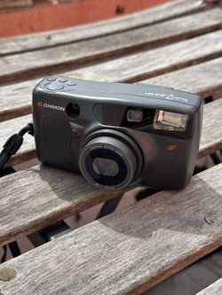 Vintage Chinon 35mm Film Camera 