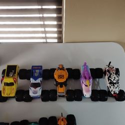 Hot wheels/Monster Jam Trucks 1/24 Scale $20each
