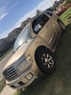 2005 Infiniti Qx56