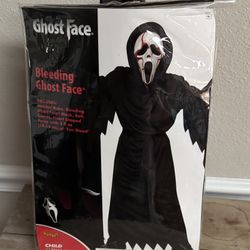 Child Bleeding Mask Ghostface Costume size 4-6 COMPLETE just $10 xox
