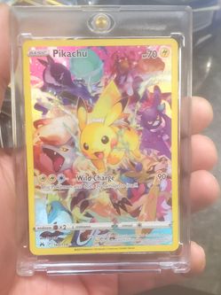 Pikachu 160/159 Crown Zenith