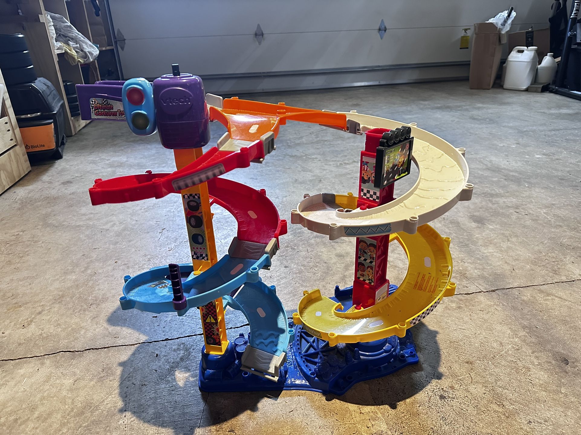 Vtech smart wheels corkscrew tower