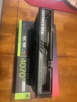 ROG STRIX 4070 Ti super