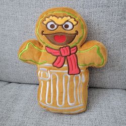 Sesame Place Oscar The Grouch Gingerbread Plush