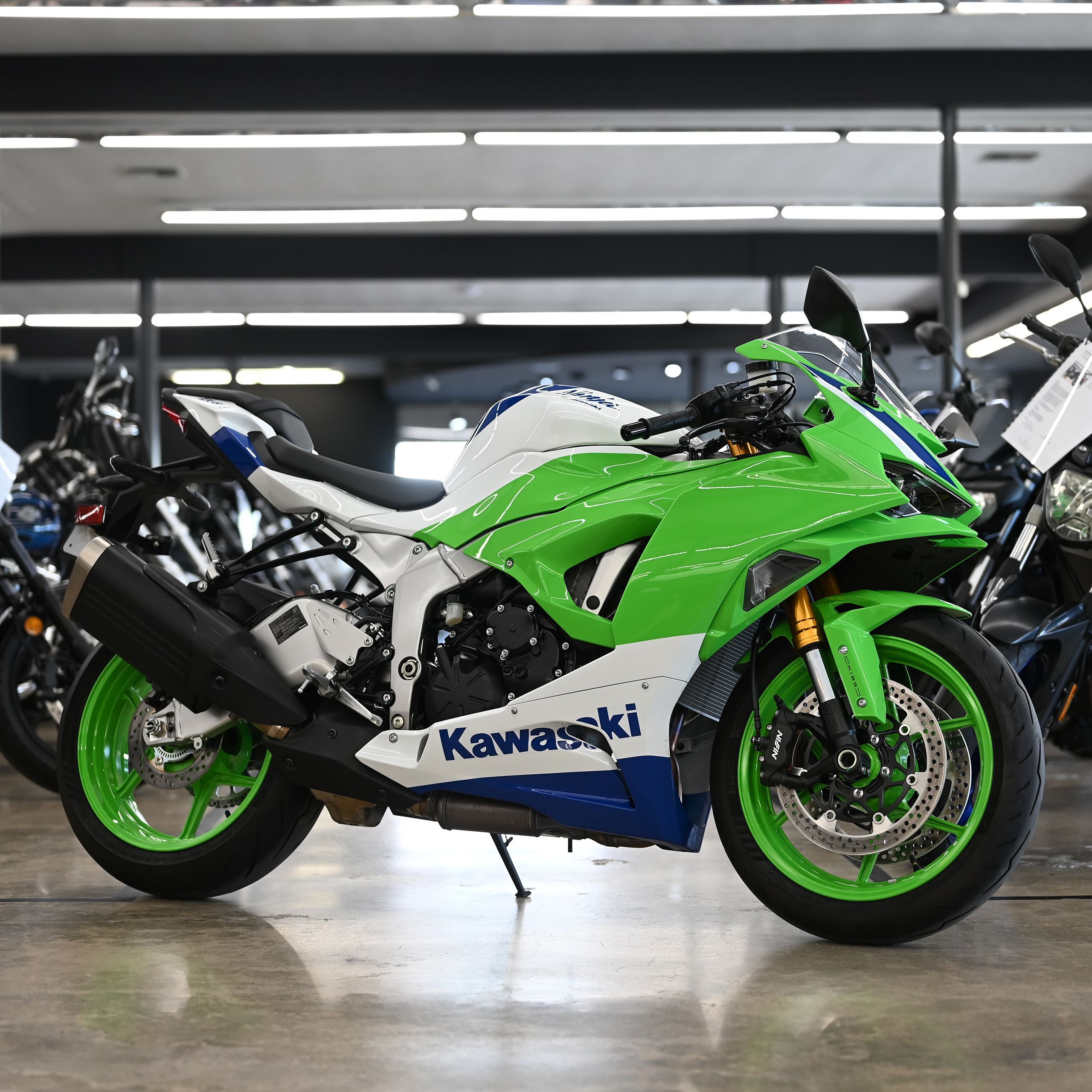 2024 KAWASAKI NINJA ZX6R 40TH ANNIVERSARY