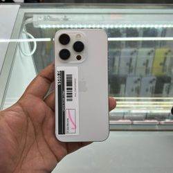 Iphone 15 Pro 128 Gb (unlocked)