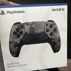 PS5 DualSense Controller