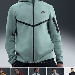 Nike Tech Large Brand New 