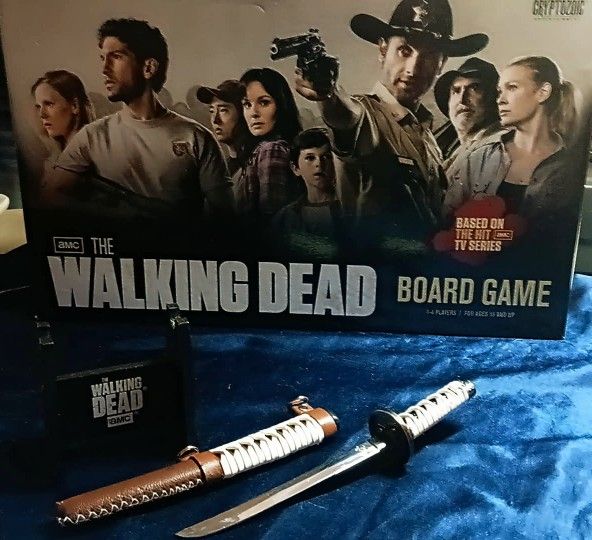 Walking Dead Board Game And Replica.....