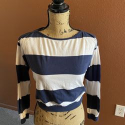 Forever 21 Navy Blue And White Crop Top Size Small