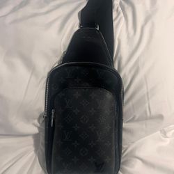 Louis Vuitton Cross Over Man Bag