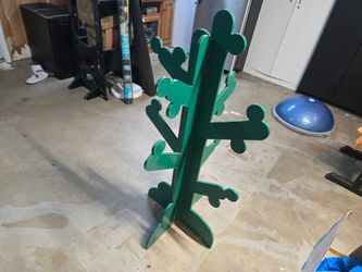 Cactus kids coat rack