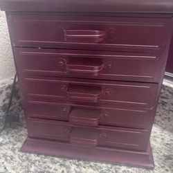 Small Chest Of Drawers /jewelry Box 