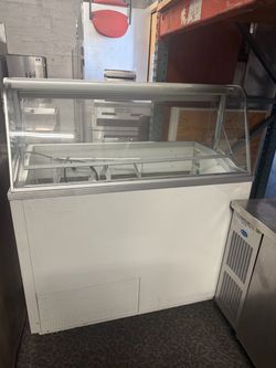 Hussmann 48” Ice cream dipping cabinet