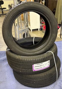 Nexen Roadian GTX All Season 245/50R20 102V Passenger Tire - Set of 3 - New