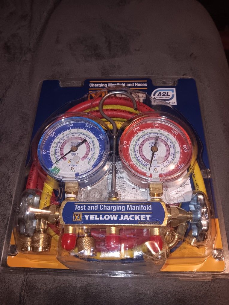 Yellow Jacket 2 Valve Manifold Gauges