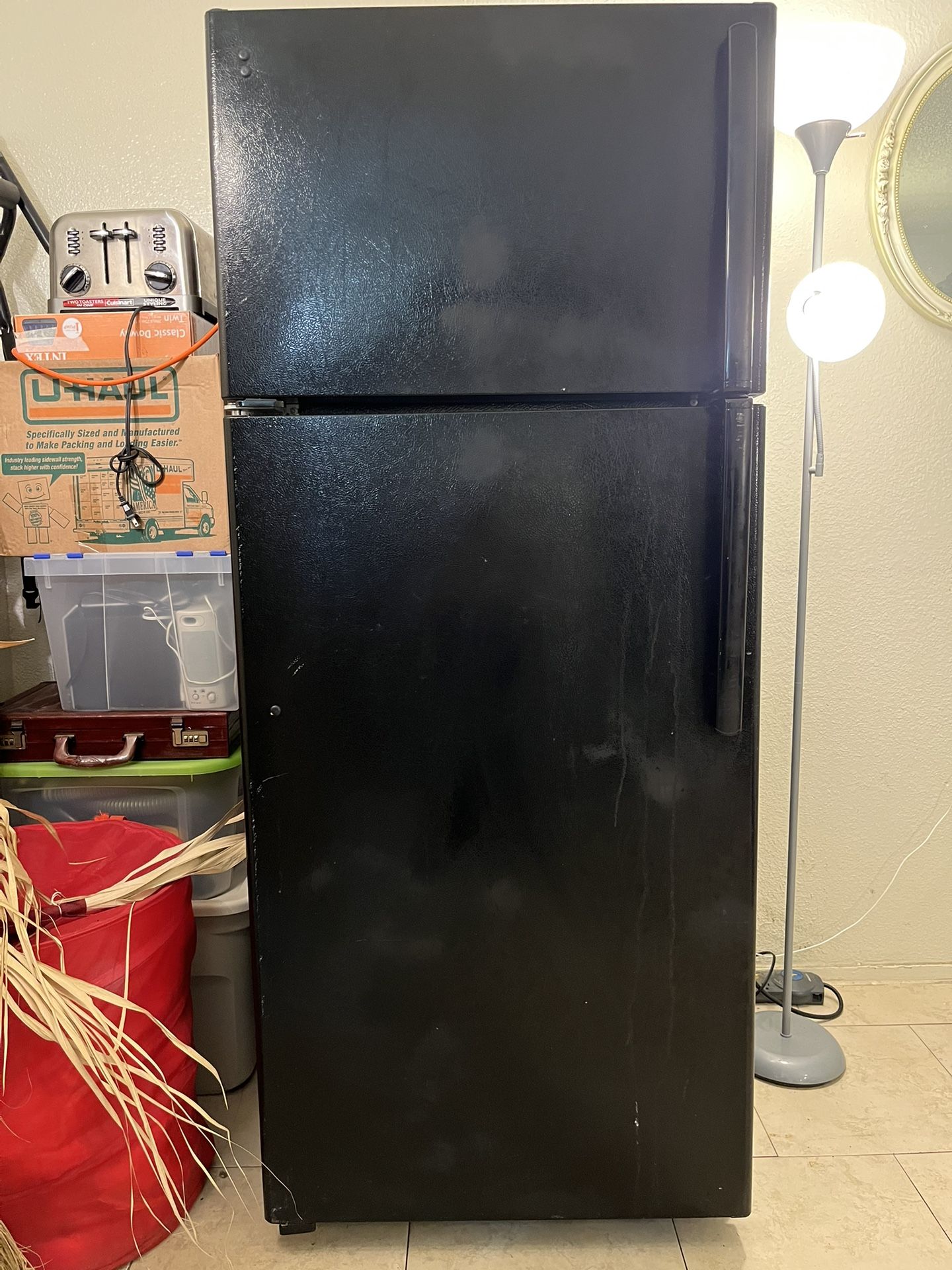 REFRIGERATOR / FREEZER