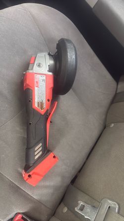 Milwaukee grinder